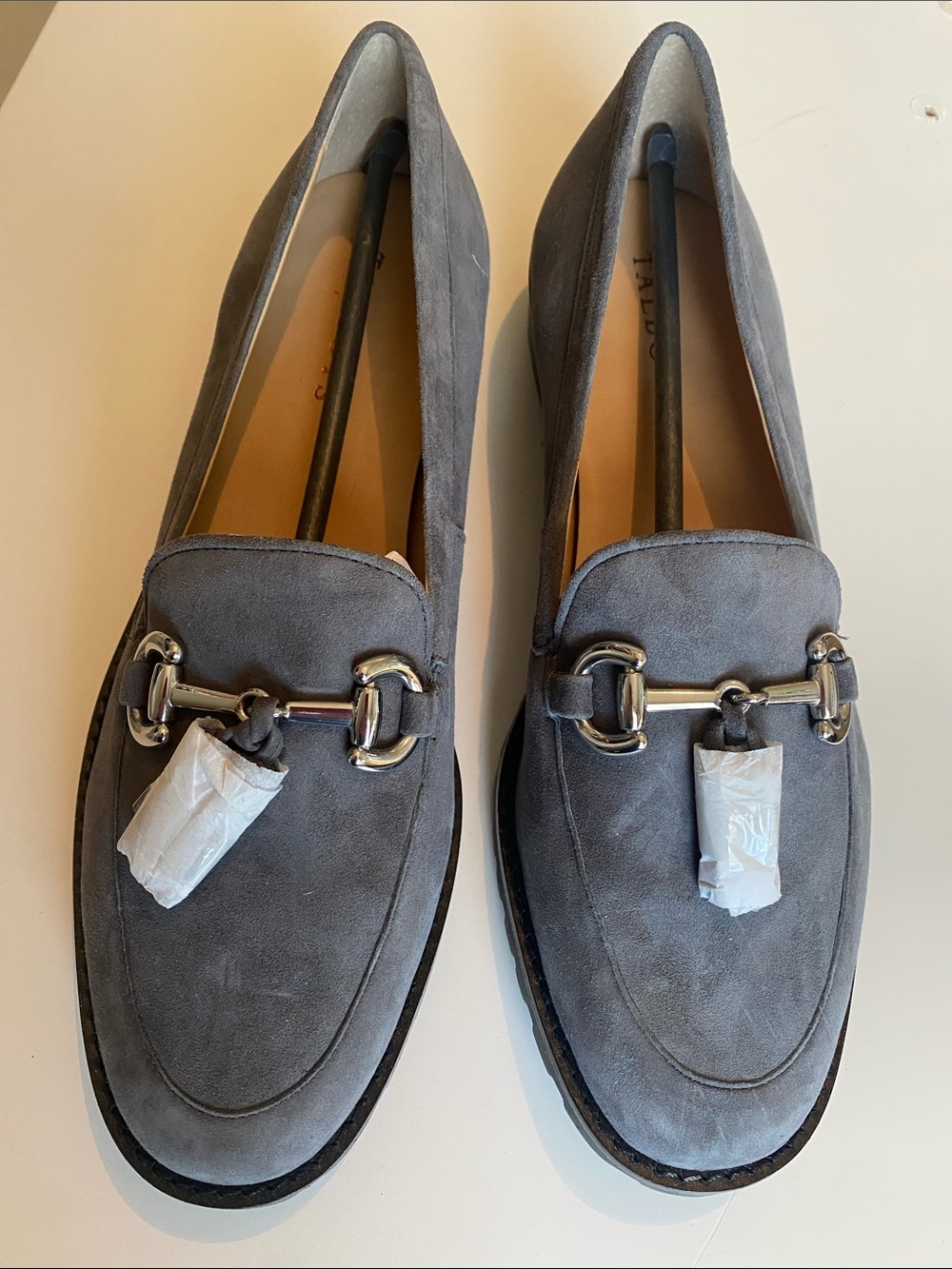 NEW UNWORN Talbots Cassidy LugSole Loafers Size 9
